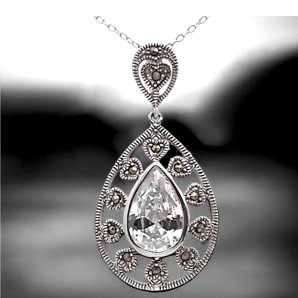 Elegant Sterling Silver Teardrop Marcasite Pendant Necklace - Picture 1 of 1